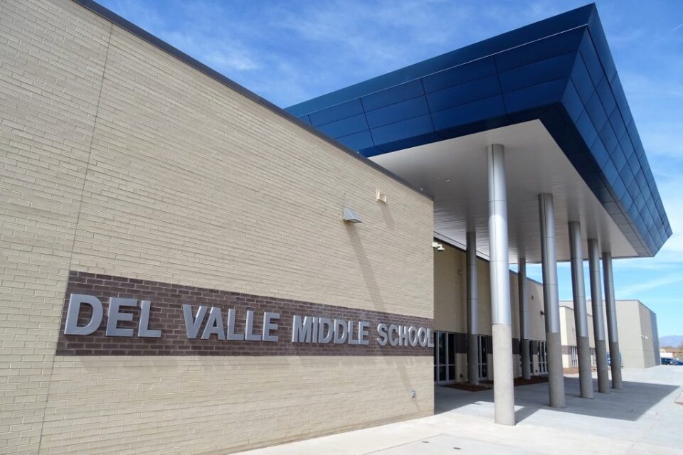 Del Valle Middle School El Paso